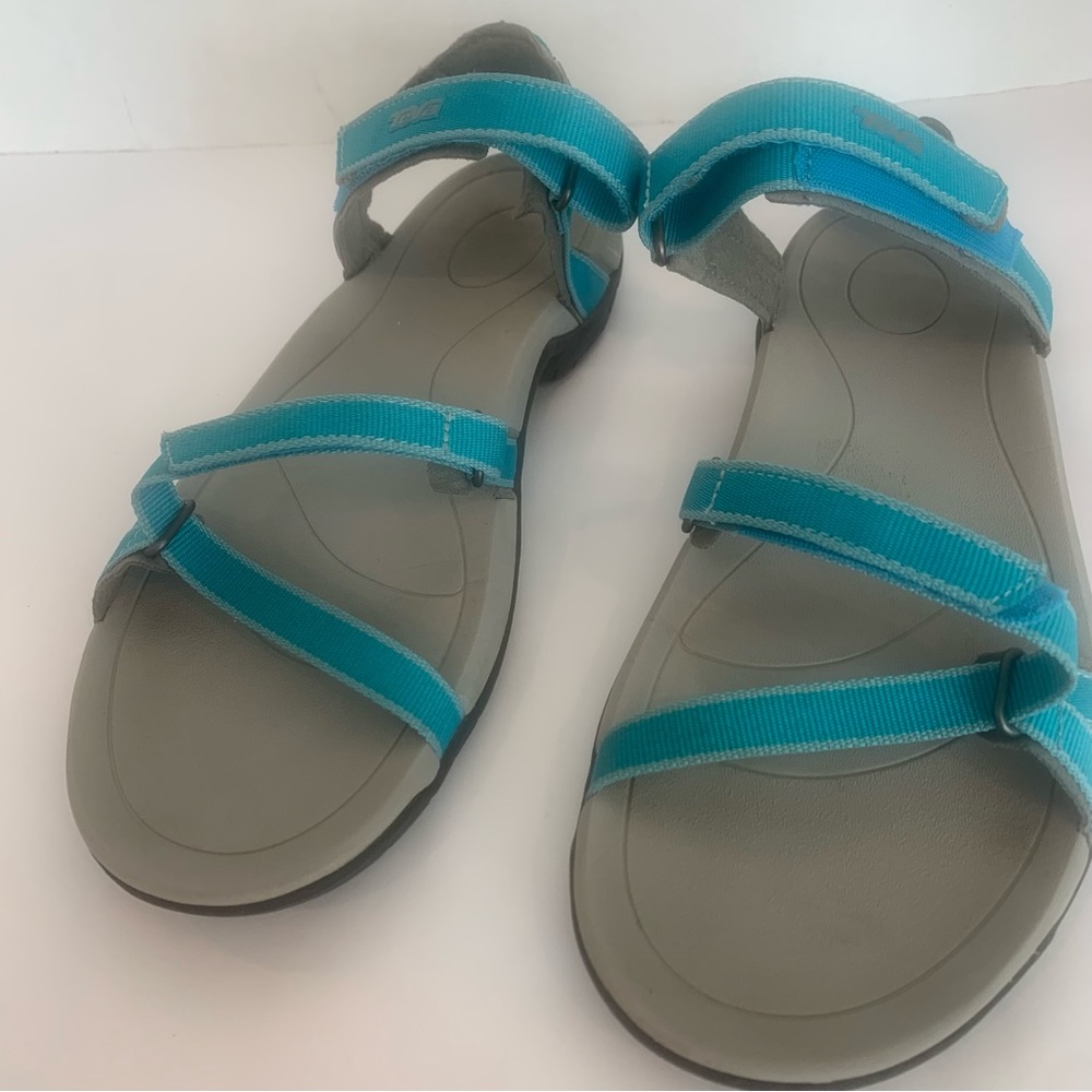 TEVA teal blue strappy velcro closure sandal in Verra style size 11